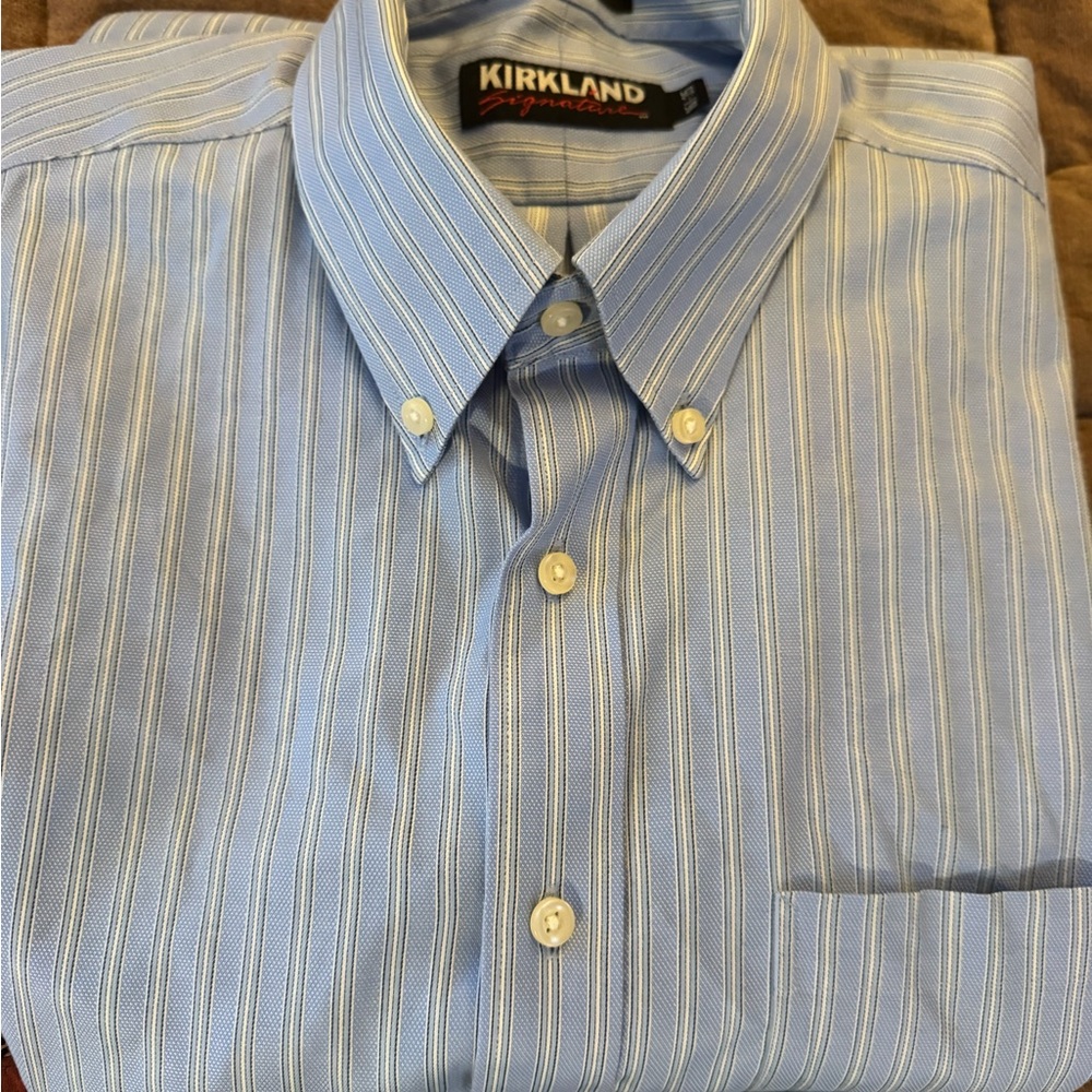 Men’s Kirkland Signature Button Down Dress Shirts - Set of 7 - $50 - Picture 3 of 9